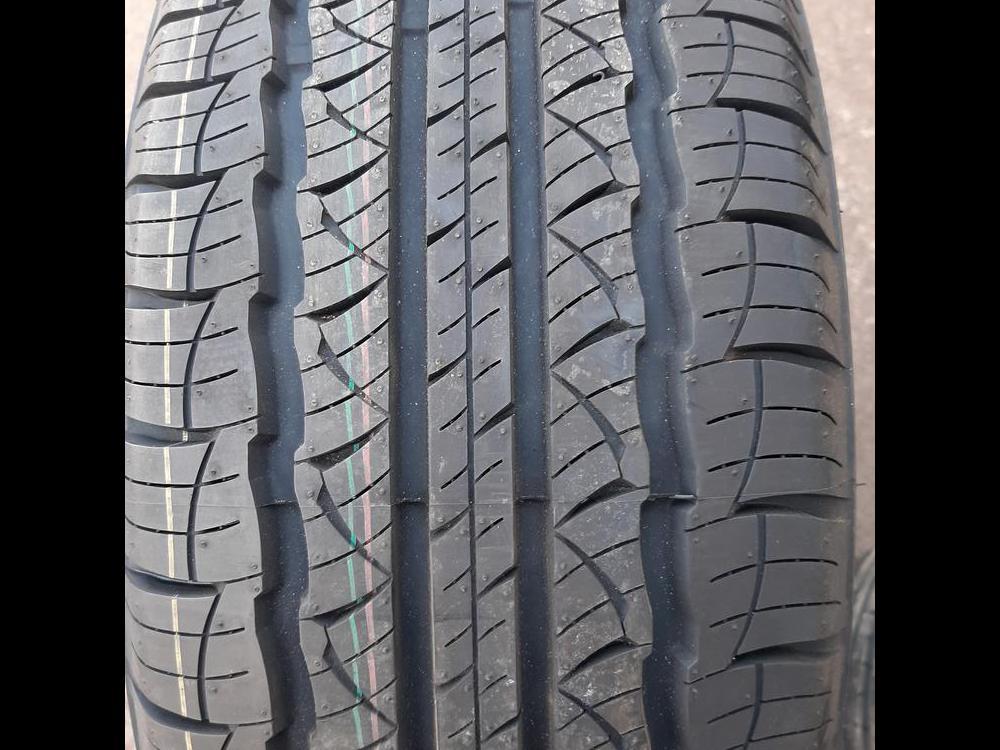 Triangle Advantex SUV tr259. 225/65 R17 <Triangle> tr259, Advantex SUV 106v (лето; симметр.). 265/60 R18 Triangle Advantex. Диски Advantex SUV tr259.